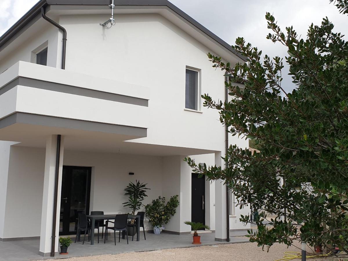 B&B Juniperus SantʼAnna Arresi エクステリア 写真