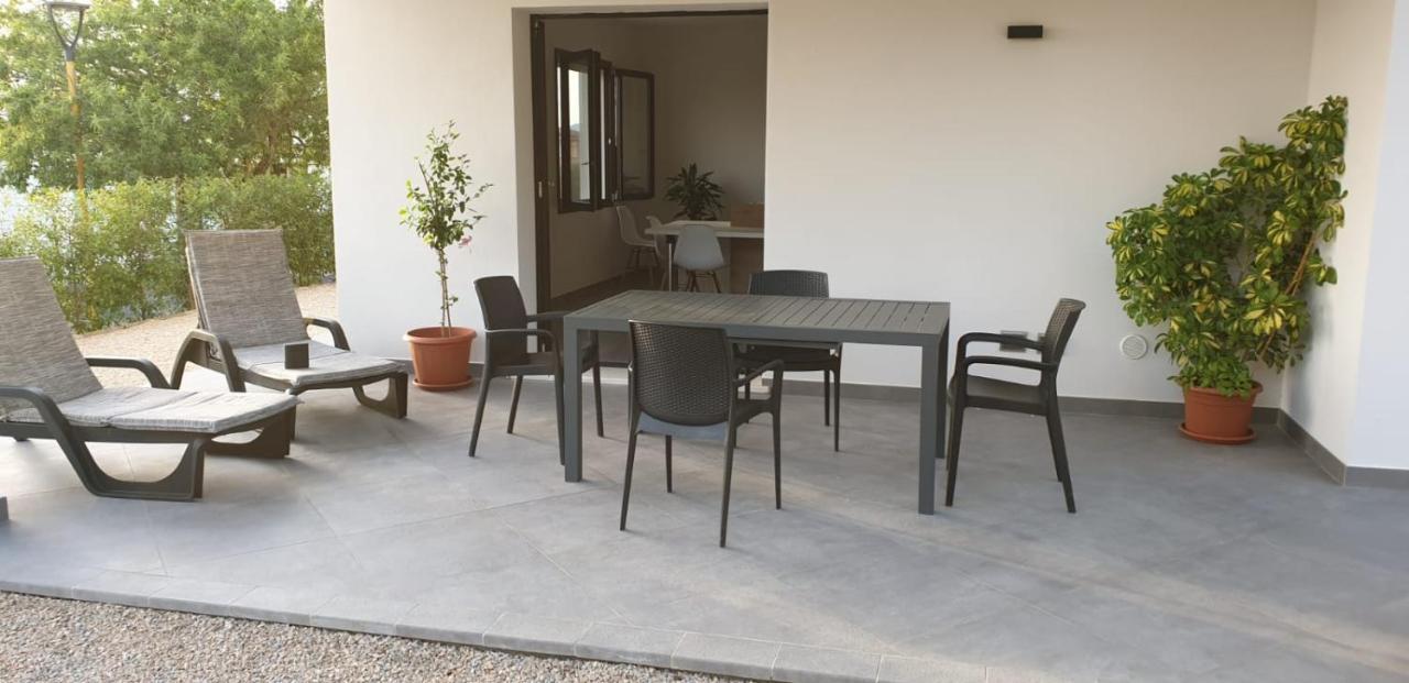 B&B Juniperus SantʼAnna Arresi エクステリア 写真