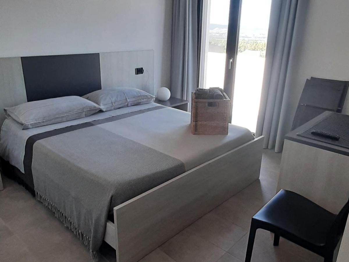 B&B Juniperus SantʼAnna Arresi エクステリア 写真